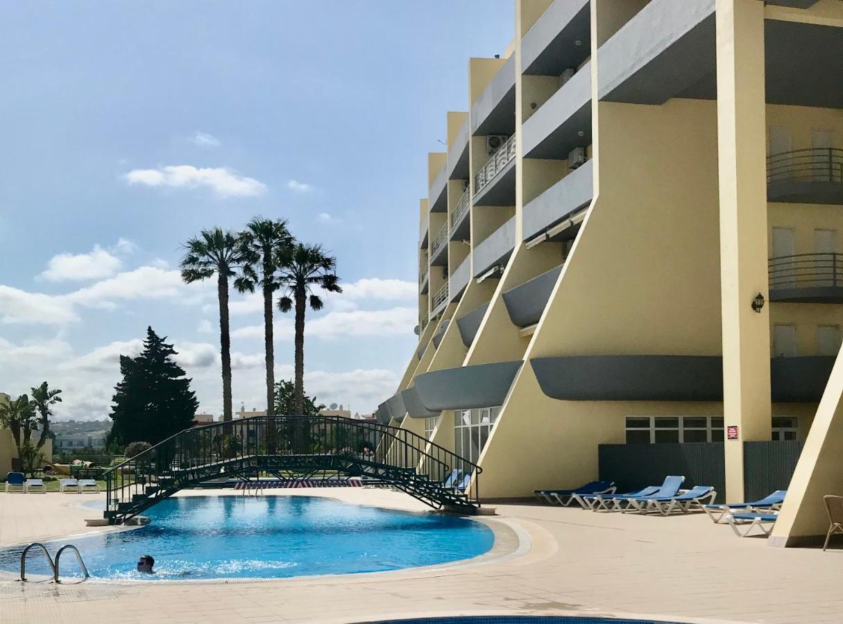 Condo Do Mar Lovely First Floor Apartment With Pool Lagos Eksteriør billede